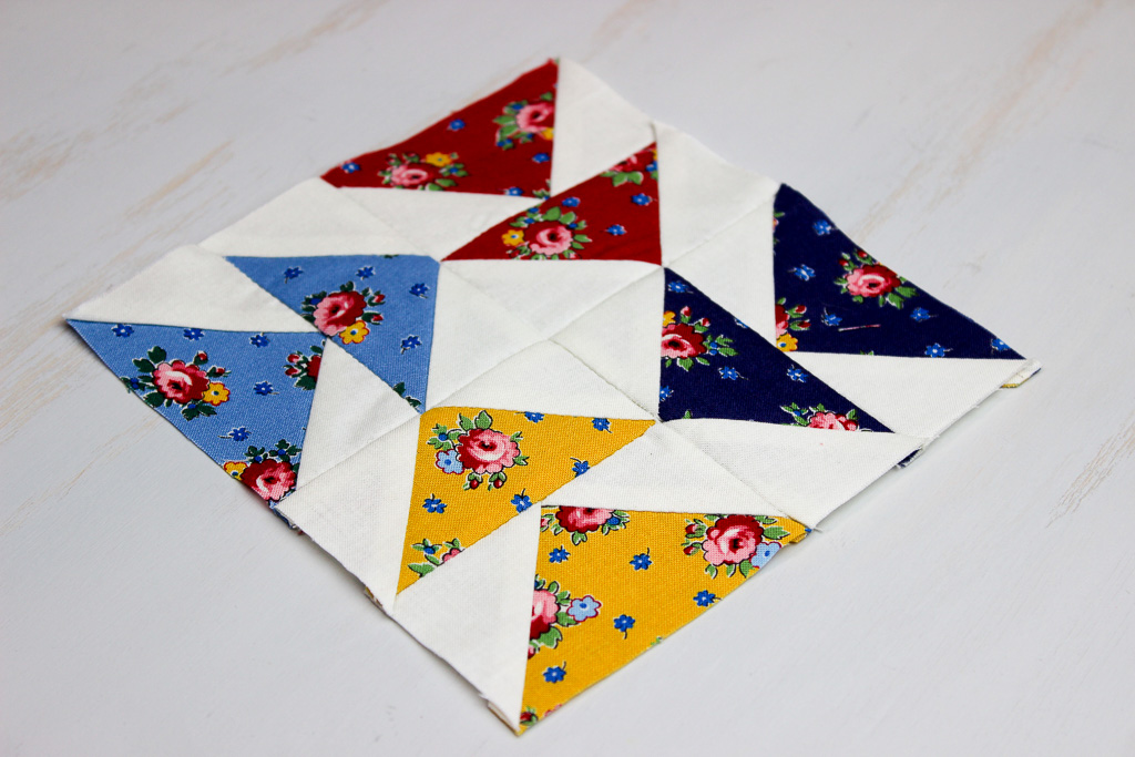 Hand Pieced QAL: Flying Geese Units