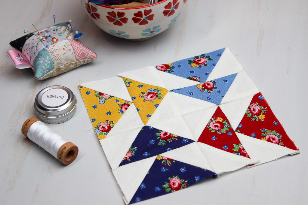 Hand Pieced QAL: Flying Geese Units