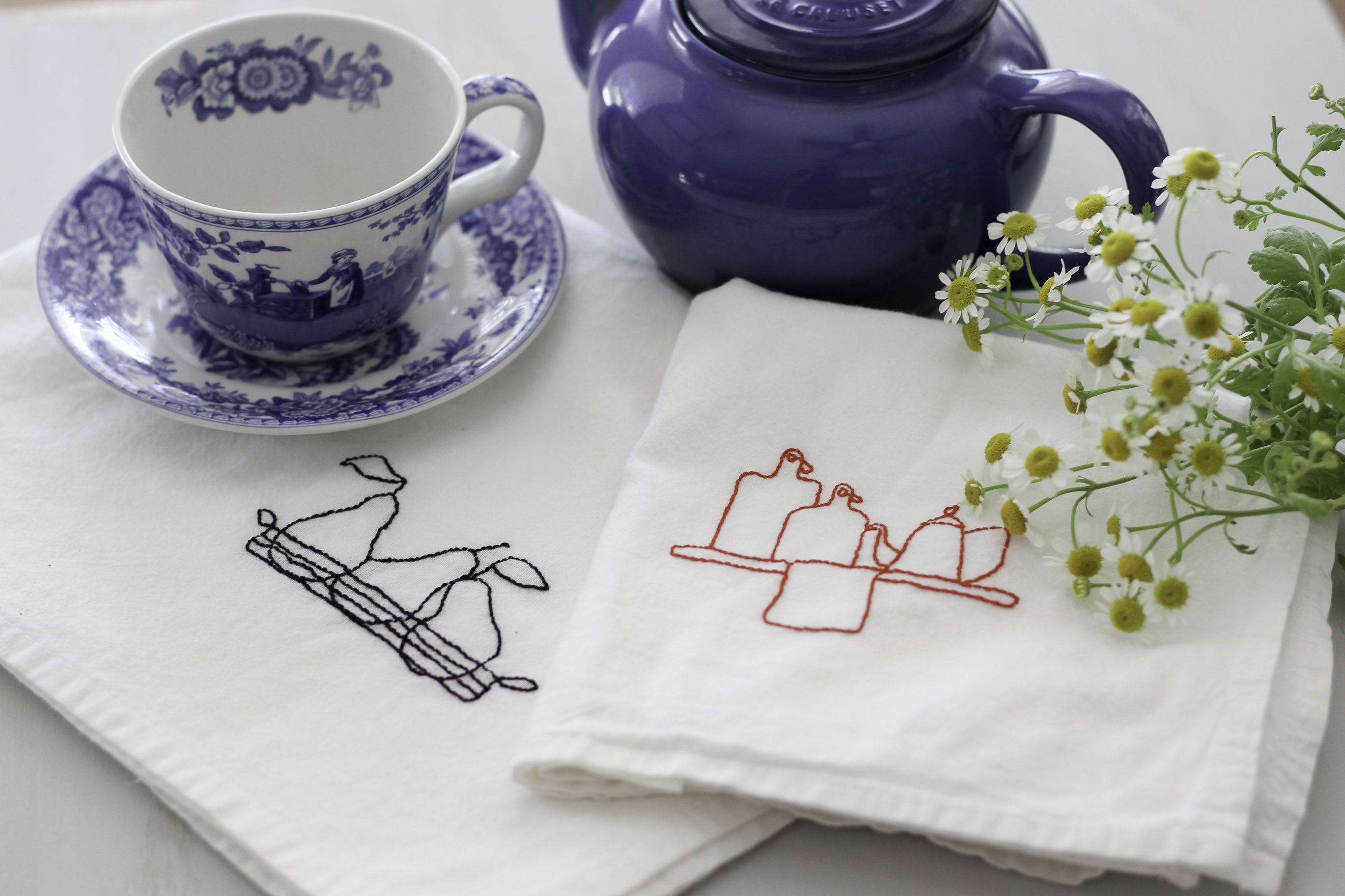 Handmade Home: Embroidered Tea Towels